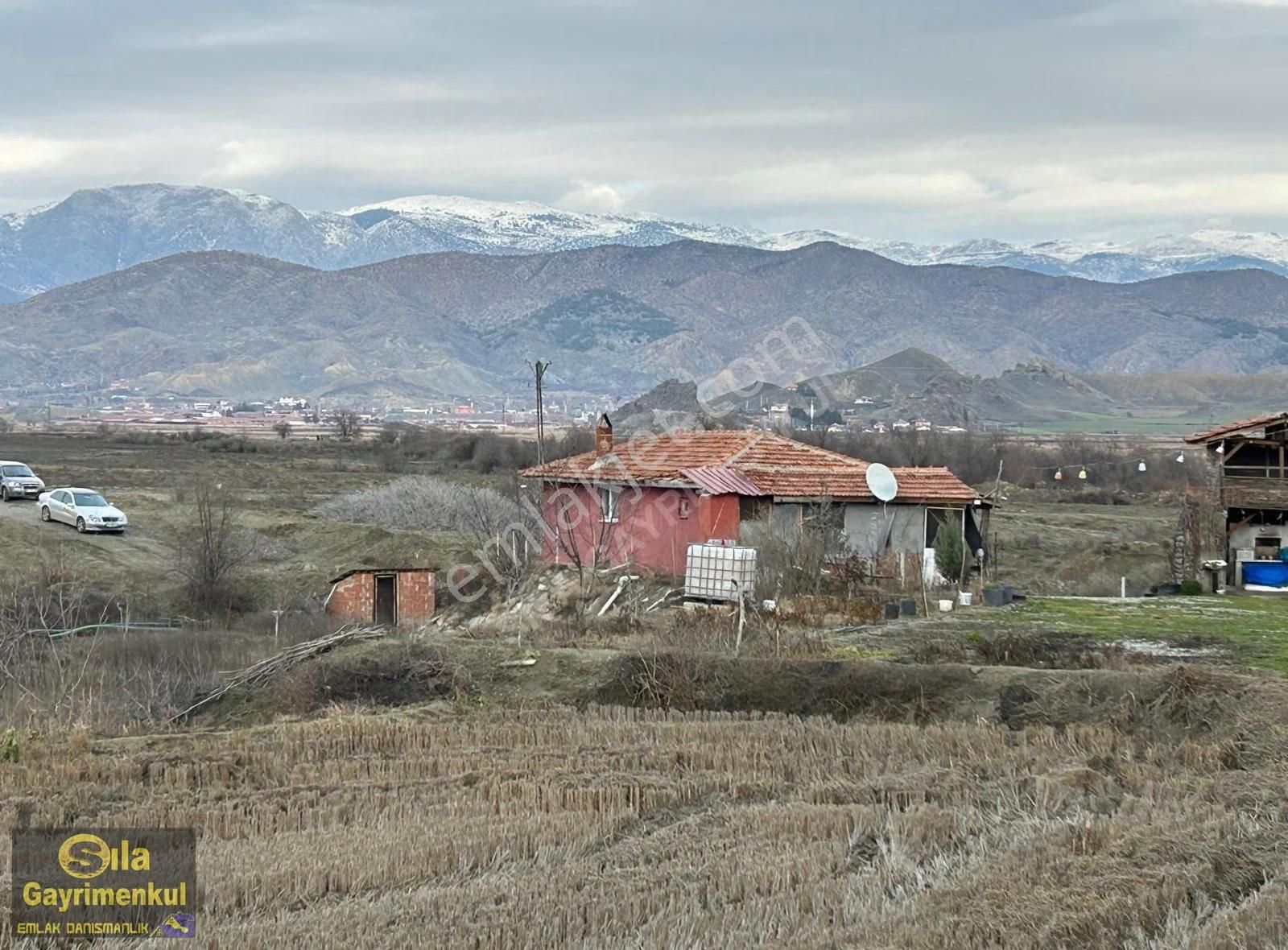Sıla Gayrimenkulden 12.498 M2.konut Ve Elektiriği Bulunan Tarla - Görsel 7