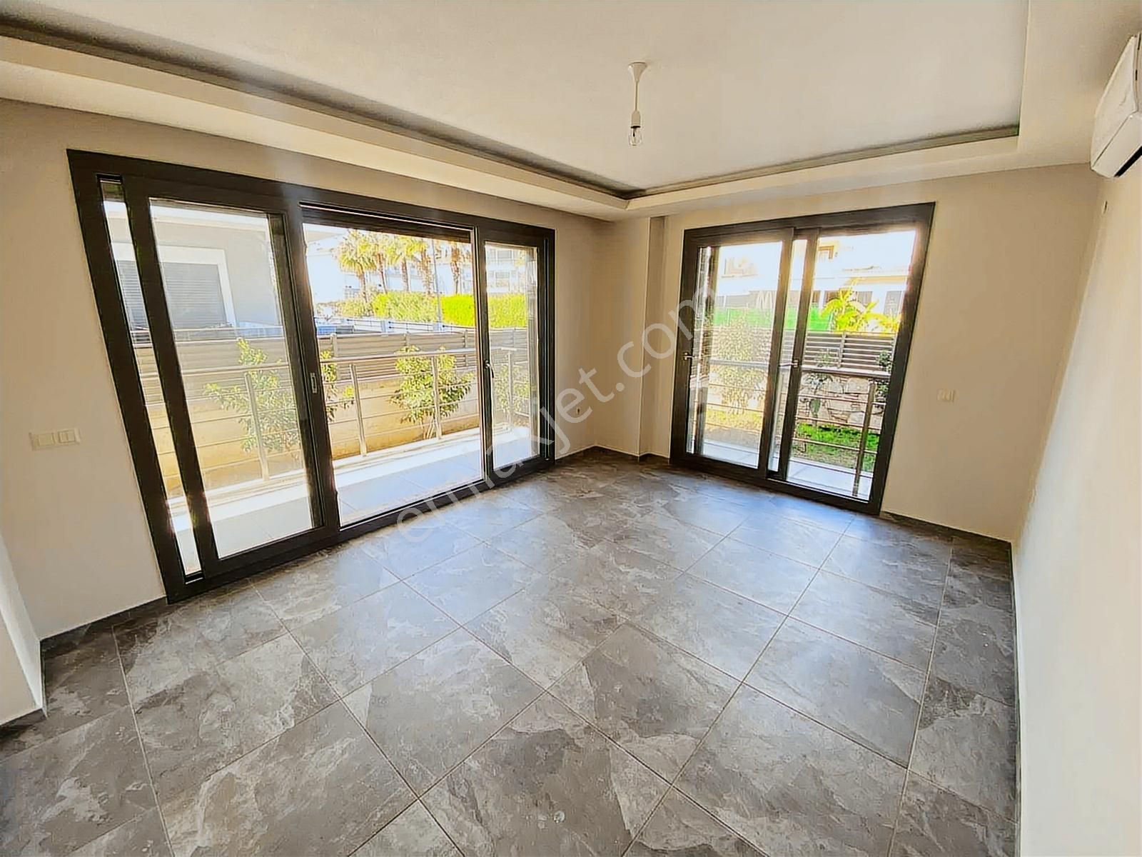 Askere Kiralık !!! Ata'dan Yeni Binada 2+1 Giriş Kat Lüks Daire - Görsel 13