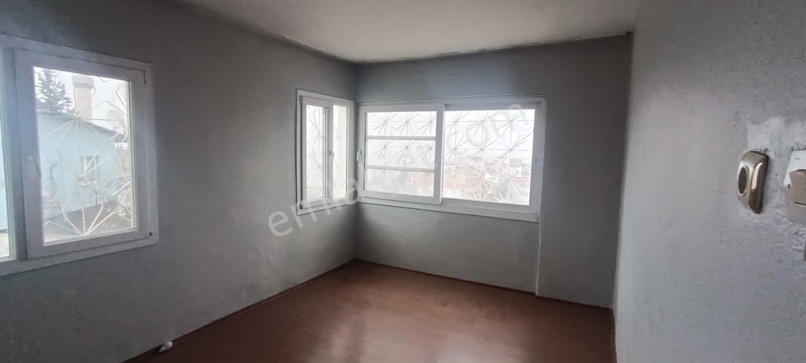 Karabağlar Cennetceşme Mah. 2+1 110 M2 Kiralık Ev - Görsel 4