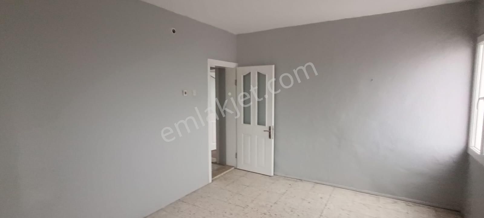 Karabağlar Cennetceşme Mah. 2+1 110 M2 Kiralık Ev - Görsel 3