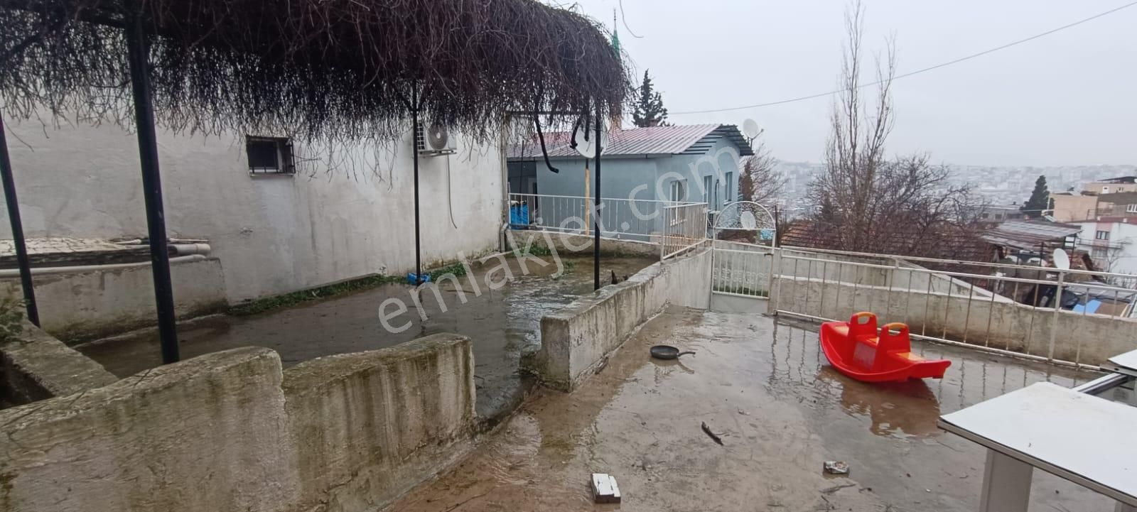 Karabağlar Cennetceşme Mah. 2+1 110 M2 Kiralık Ev - Görsel 11