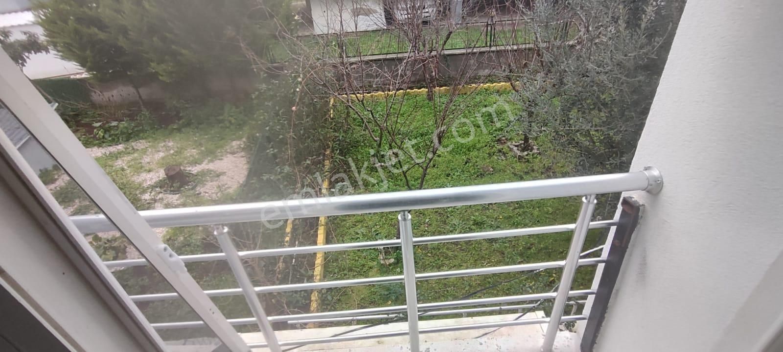 🏡 Ayvalık Sarımsaklı’da Merkezi Konumda, Zemin Üstü 1. Kat, Aydınlık Ve Balkonlu Daire - Görsel 15