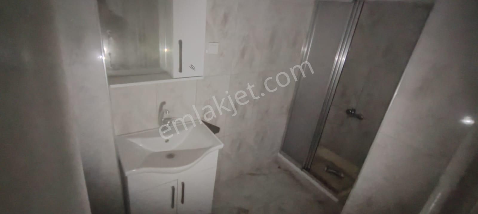 🏡 Ayvalık Sarımsaklı’da Merkezi Konumda, Zemin Üstü 1. Kat, Aydınlık Ve Balkonlu Daire - Görsel 12