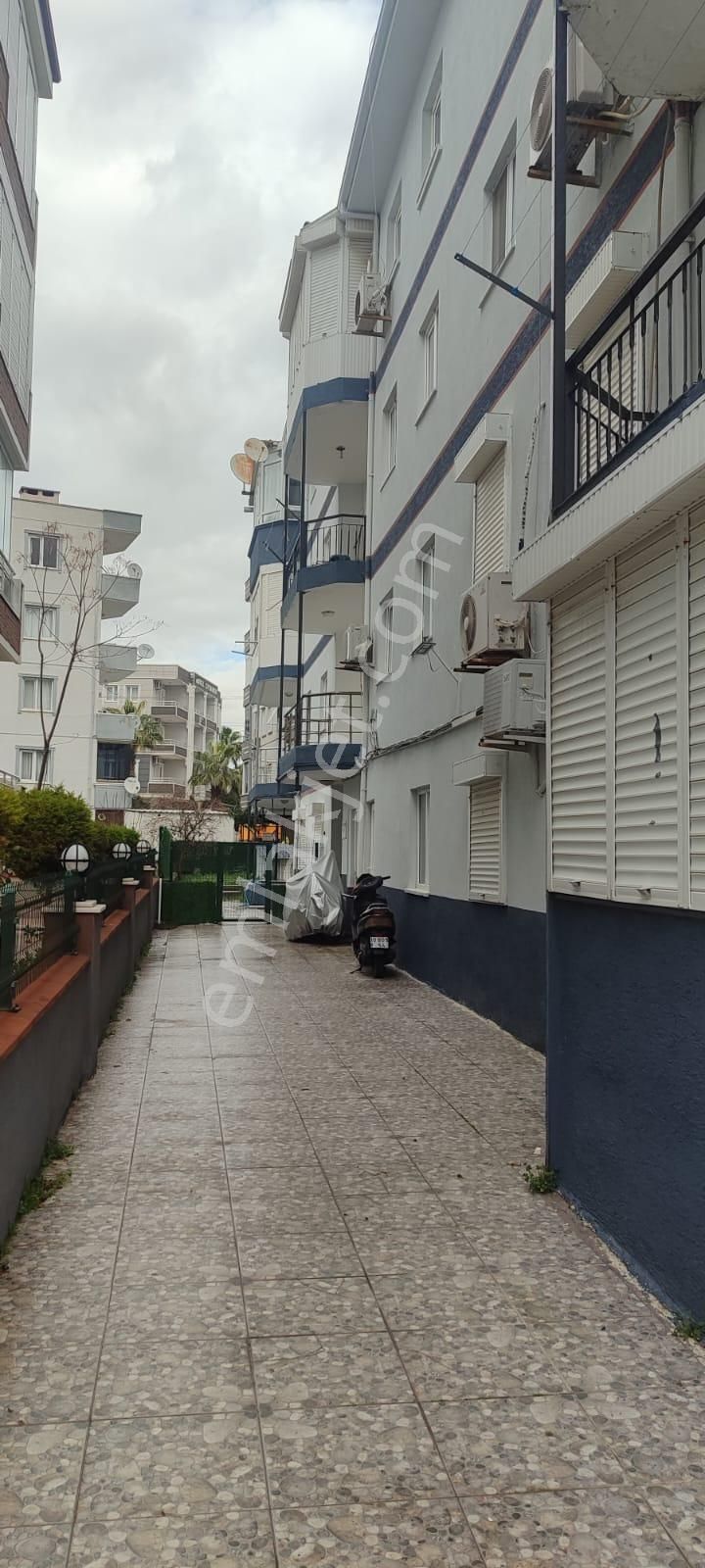 🏡 Ayvalık Sarımsaklı’da Merkezi Konumda, Zemin Üstü 1. Kat, Aydınlık Ve Balkonlu Daire - Görsel 11