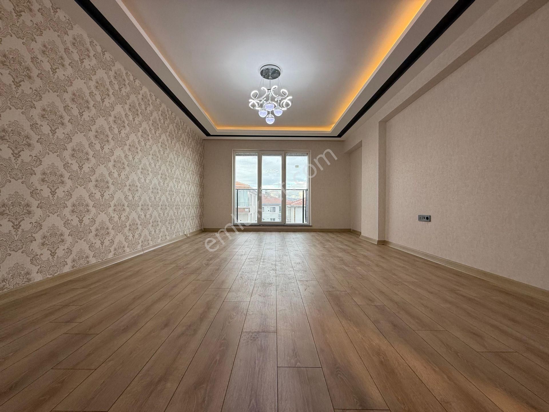 Evin Bizde Garantiden Karakaya Da Takasa Uygun 3+1 Full Yapılı Daire