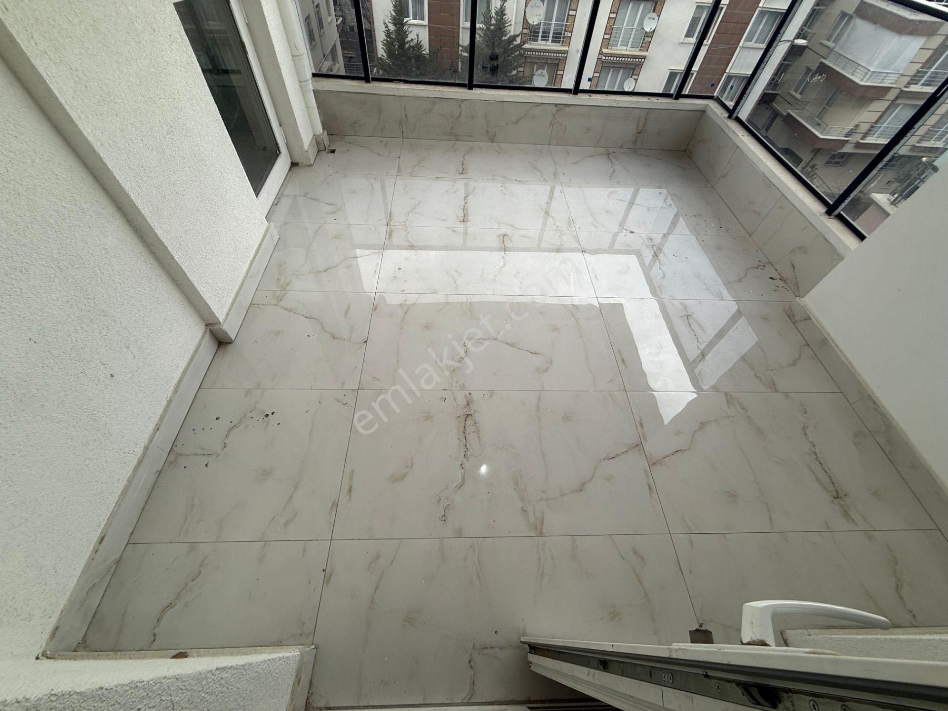 Evin Bizde Garantiden Karakaya Da Takasa Uygun 3+1 Full Yapılı Daire - Görsel 31