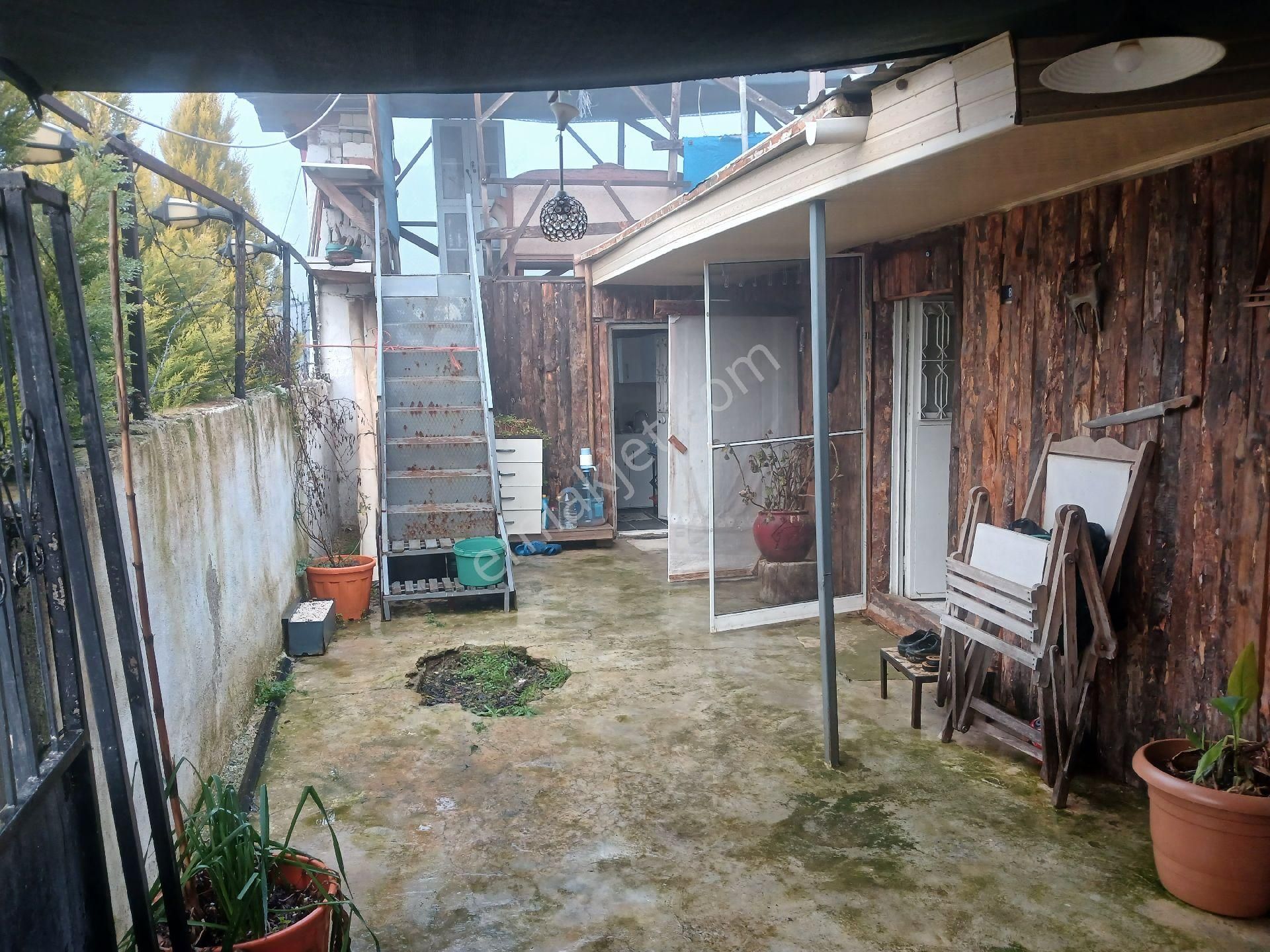 Era'dan Satılık Müstakil Ev Ve Arsası - Görsel 11