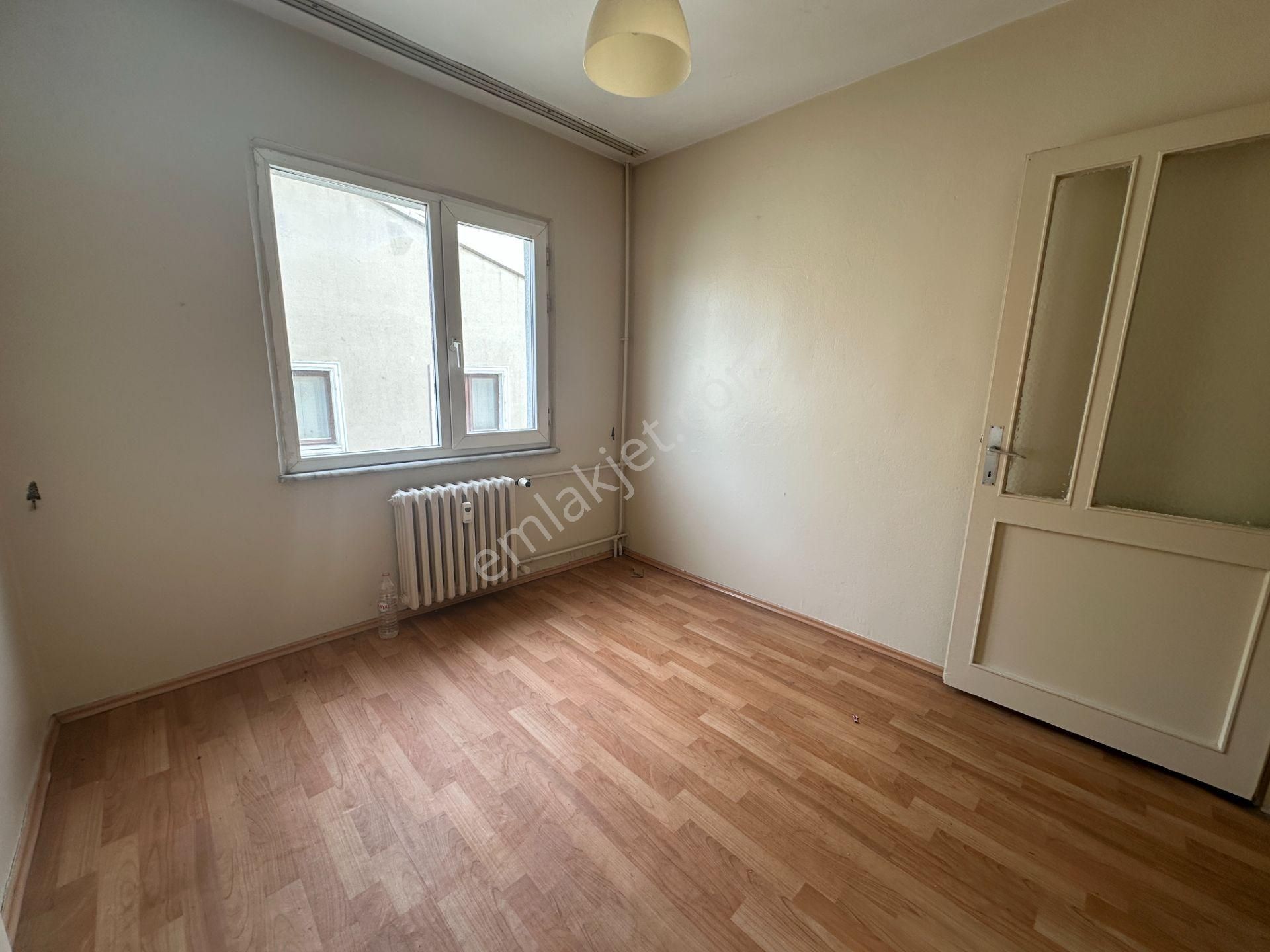 Kadıköy Hasanpaşa Acıbadem Metro Yanı Site İçi 3+1 Kiralık Daire - Görsel 12