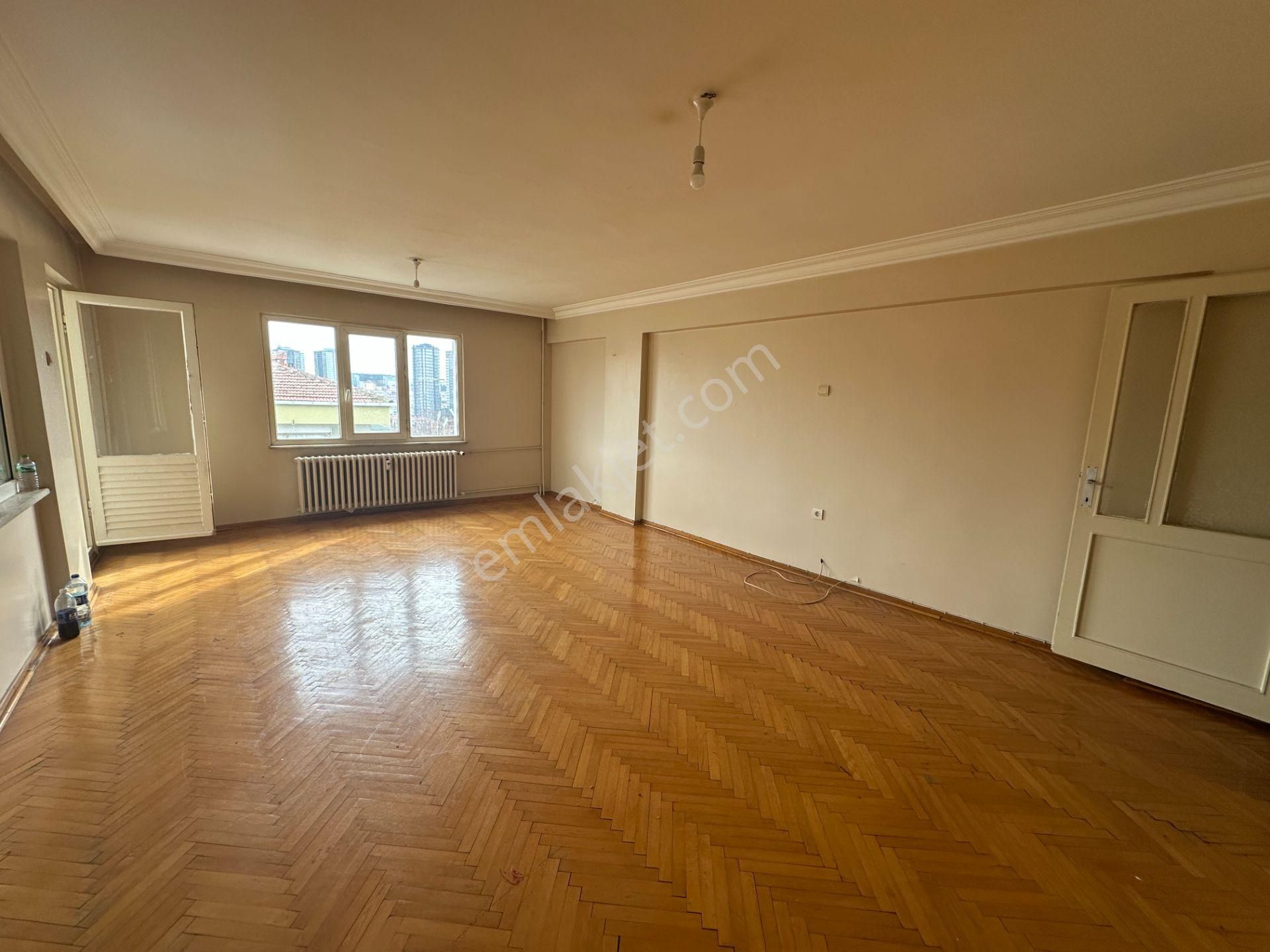 Kadıköy Hasanpaşa Acıbadem Metro Yanı Site İçi 3+1 Kiralık Daire - Görsel 2