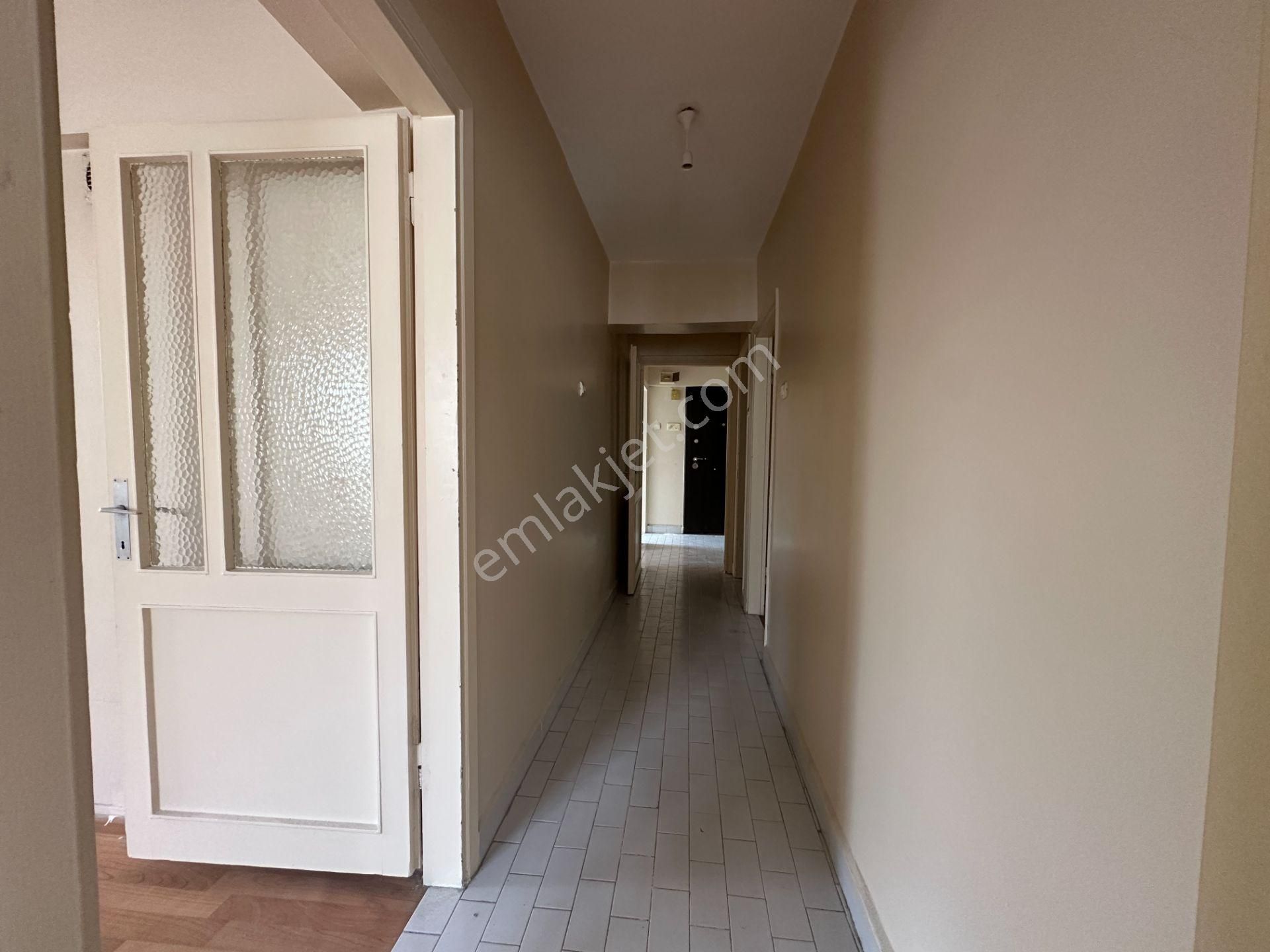 Kadıköy Hasanpaşa Acıbadem Metro Yanı Site İçi 3+1 Kiralık Daire - Görsel 13