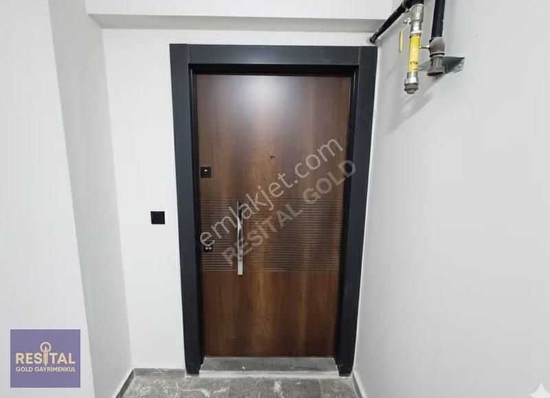 Doğanköy De Satılık Merkezi Konumda Site İçi 3+1 Daire - Görsel 4