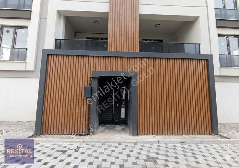 Doğanköy De Satılık Merkezi Konumda Site İçi 3+1 Daire - Görsel 6