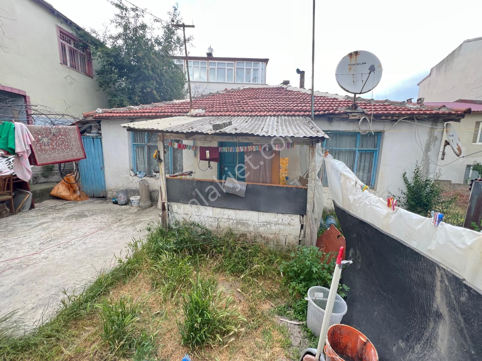 Akyüz Gayrimenkul Den; Ataturk Mah De 282 Mt2 Satılık Mustakıl Evlı Arsa - Görsel 17