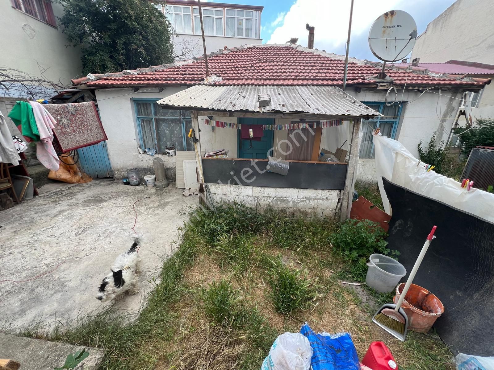 Akyüz Gayrimenkul Den; Ataturk Mah De 282 Mt2 Satılık Mustakıl Evlı Arsa - Görsel 5