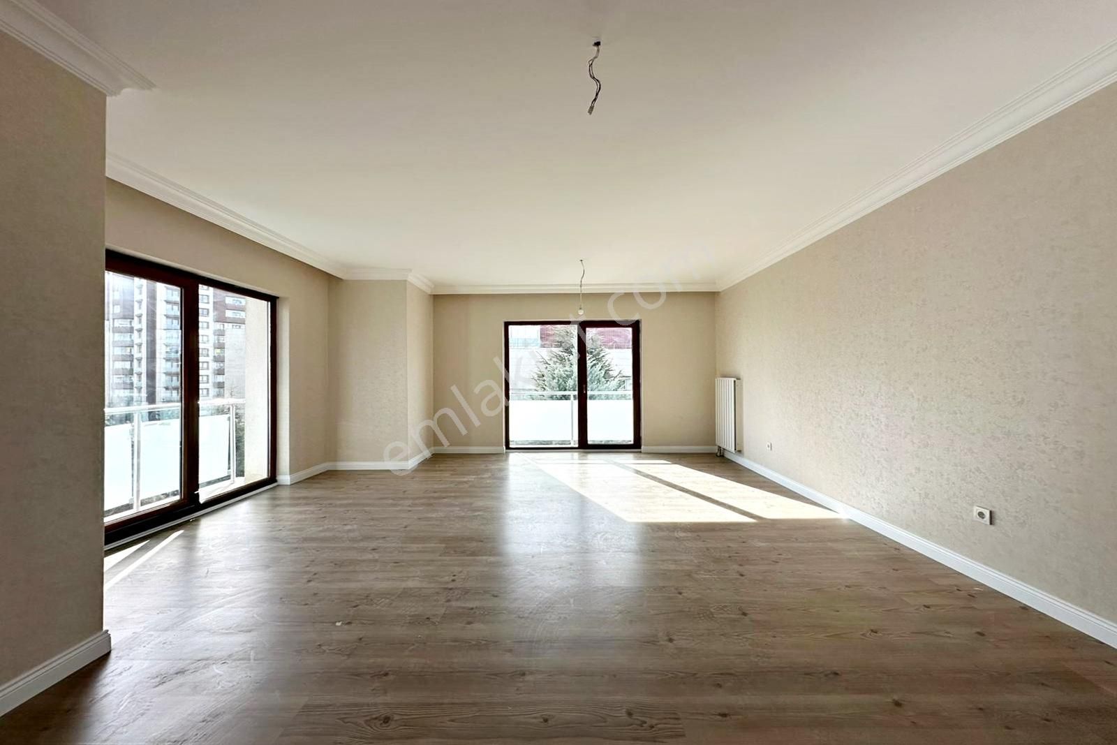 Ufuk Özdemir 'den Divan Konutlarında Full Yapılı 3+1 Daire - Görsel 22