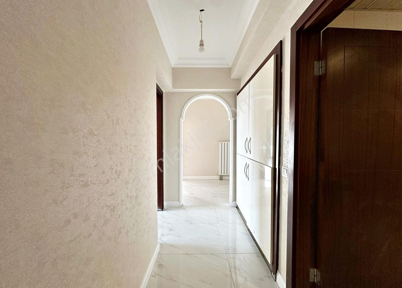 Ufuk Özdemir 'den Divan Konutlarında Full Yapılı 3+1 Daire - Görsel 5