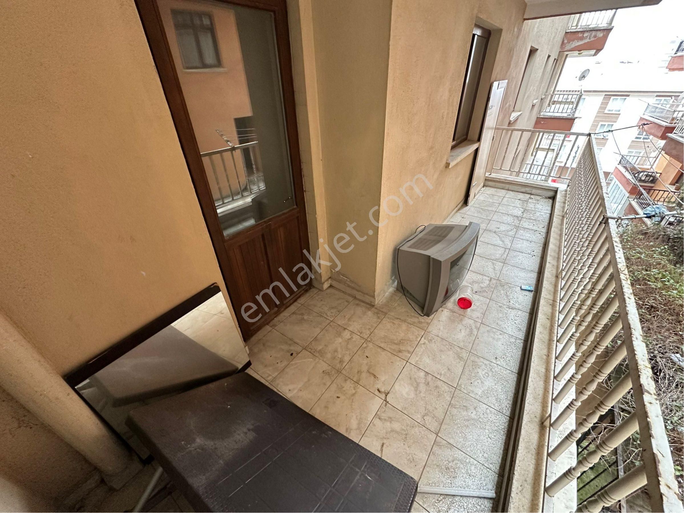 Bademlik Cadde İatü Satılık Ara Kat Daire - Görsel 8