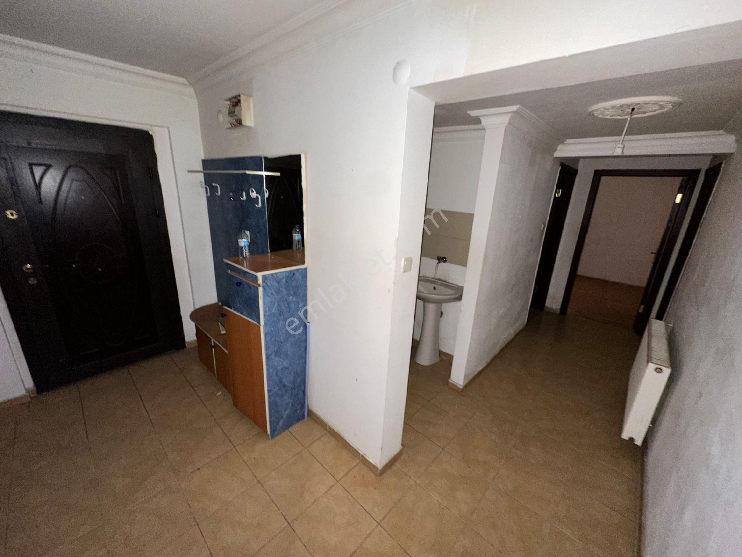 Bademlik Cadde İatü Satılık Ara Kat Daire - Görsel 25