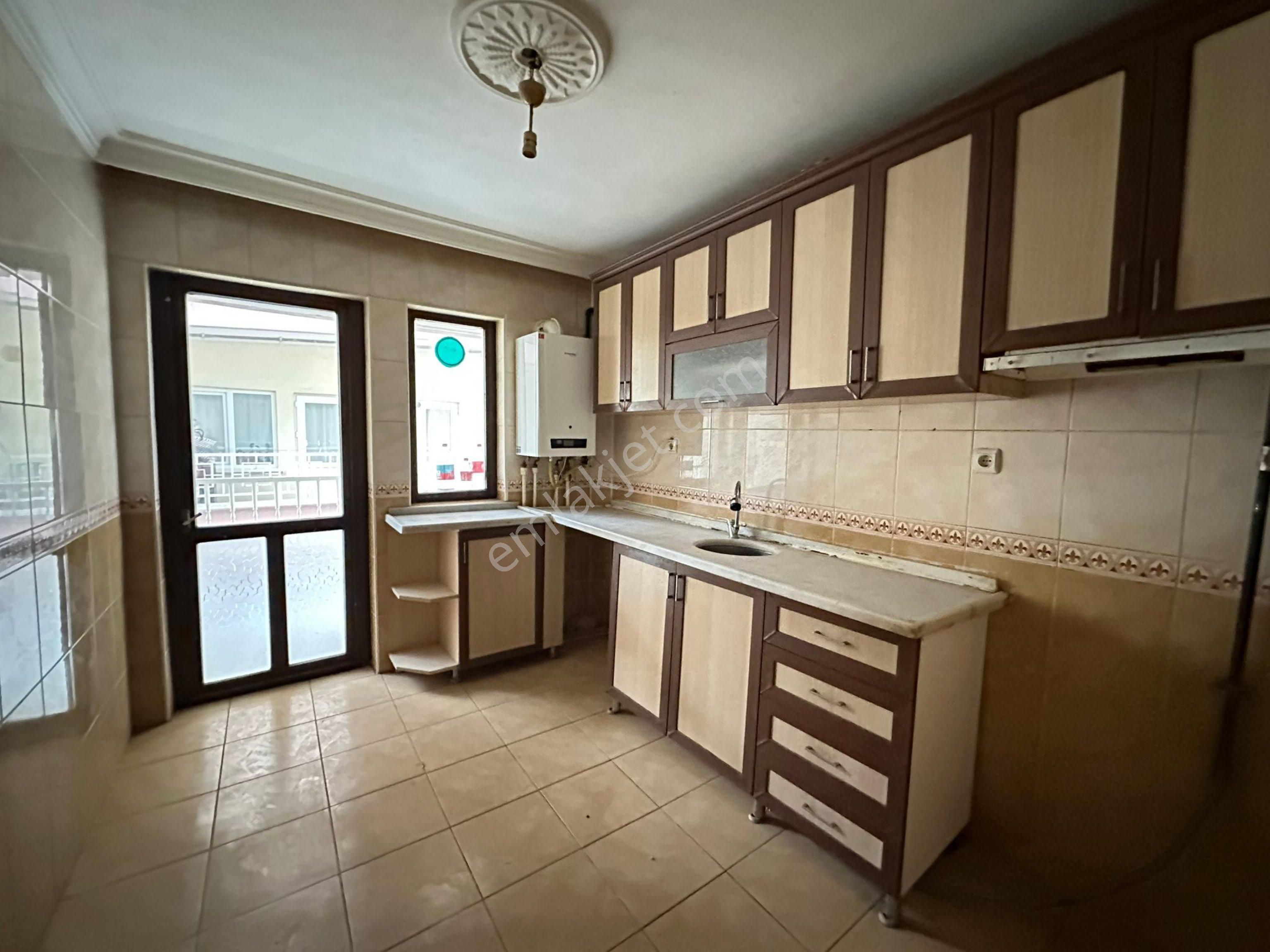 Bademlik Cadde İatü Satılık Ara Kat Daire - Görsel 15