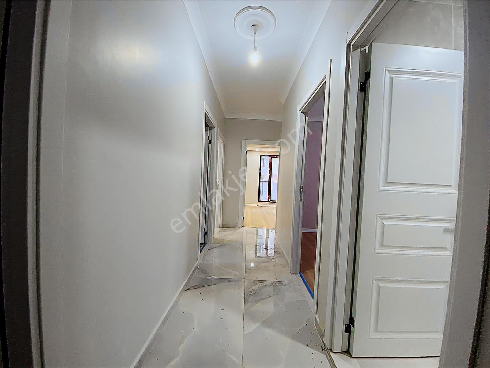 Günün Fırsatı !! Bağlarbaşı Mah. Satılık 3+1 Lüks Yüksek Giriş - Görsel 21