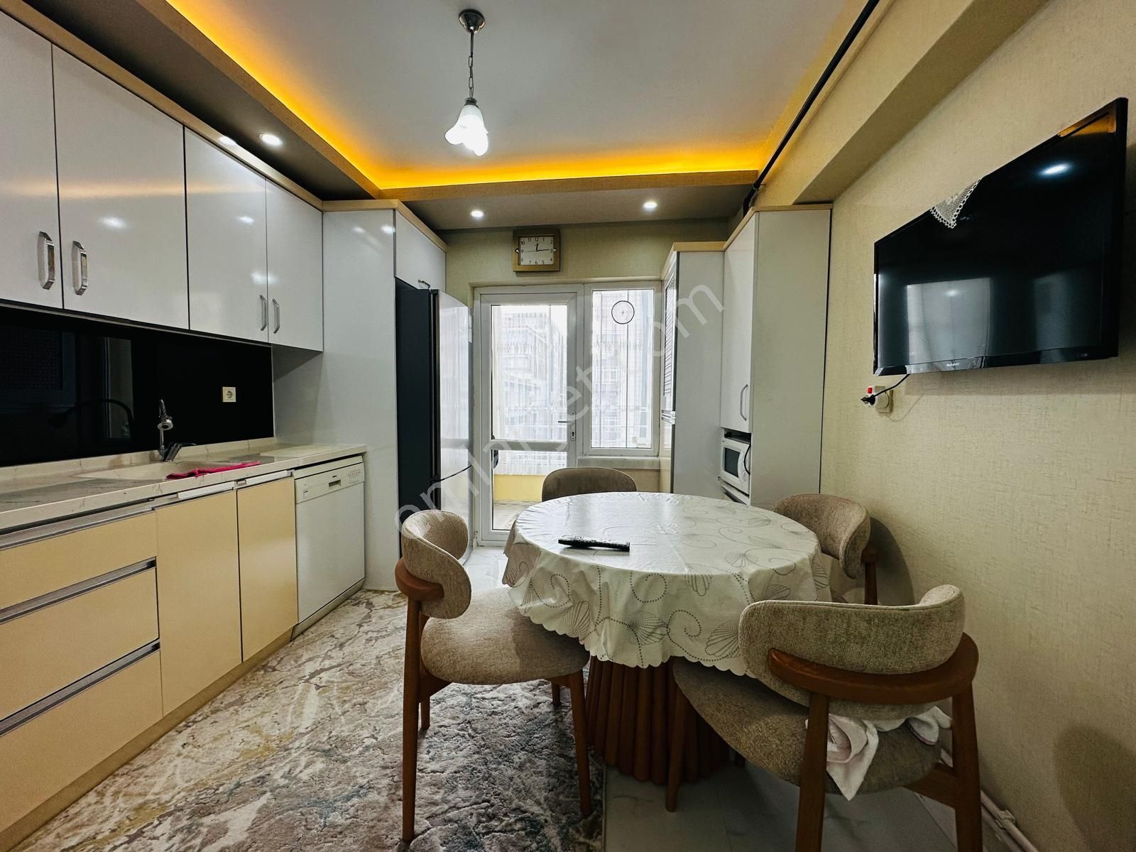 Pursaklar Mehmet Zengin Emlak'tan Yunus Emre Mah. Asansörlü 1.kat 3+1 Ful Yapılı Masrafsız Daire - Görsel 5