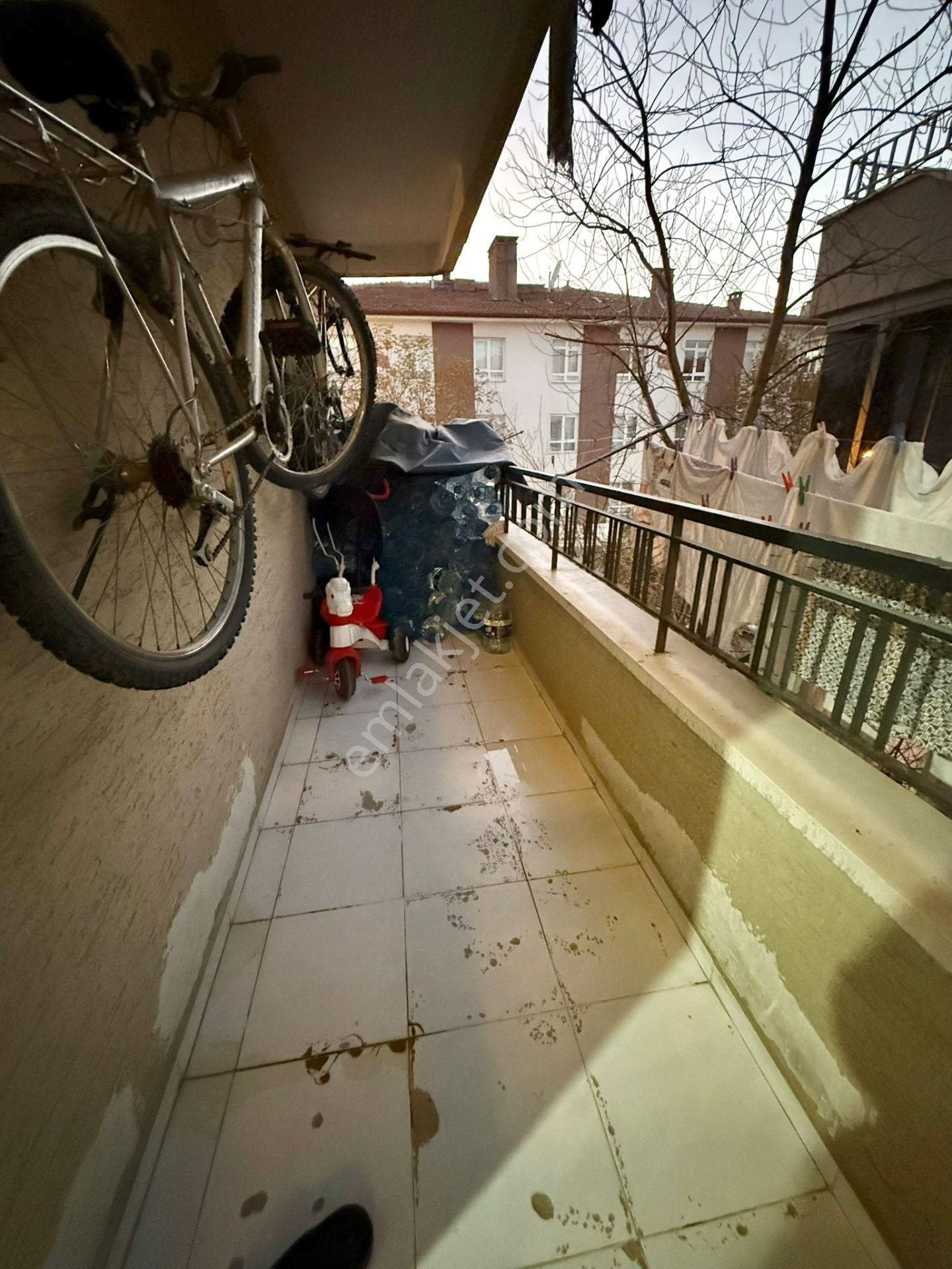 Kalecik Emlak'tan Merkezde İyi Lokasyonda, 2.kat Bağımsız Fırsat 3+1 - Görsel 25