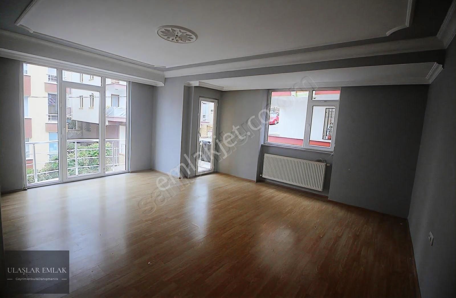 Ümraniye Site Mah 2+1 110 M2 Satılık Arakat Daire