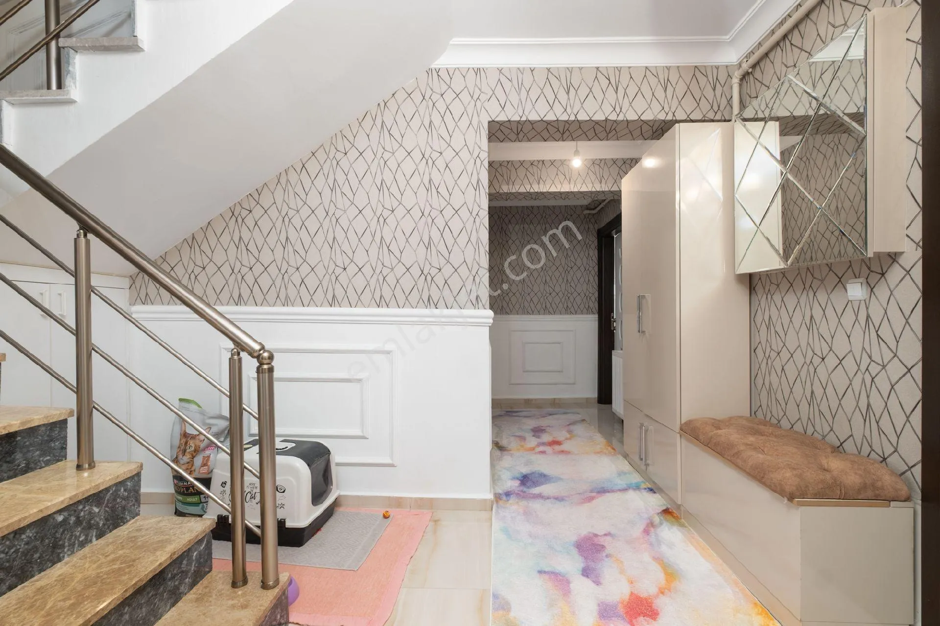 Bursa'nın Merkezinde Full Eşyalı Manzaralı 7 Yaşında Dubleks Daire - Görsel 2