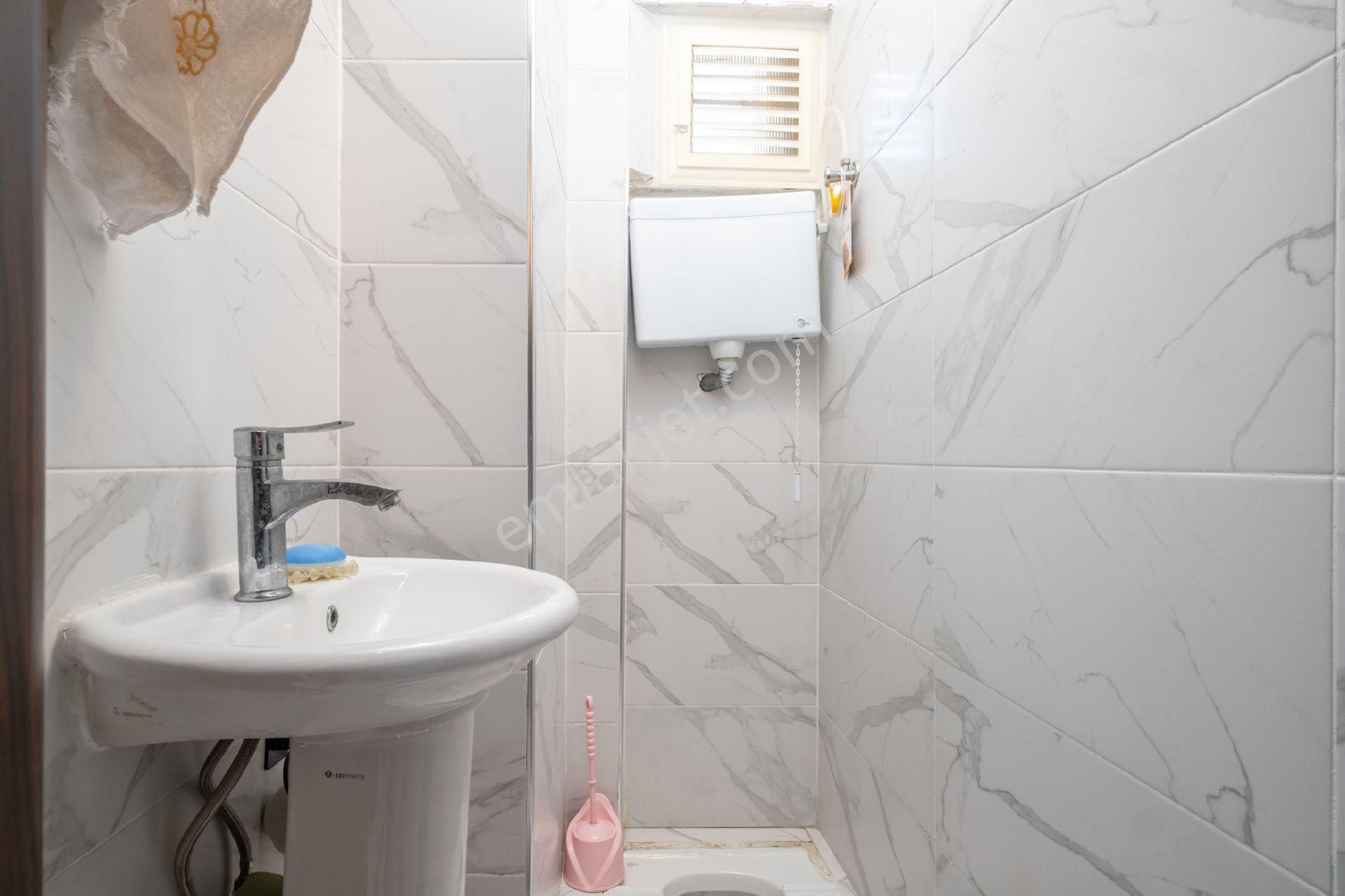 Bursa'nın Merkezinde Full Eşyalı Manzaralı 7 Yaşında Dubleks Daire - Görsel 27