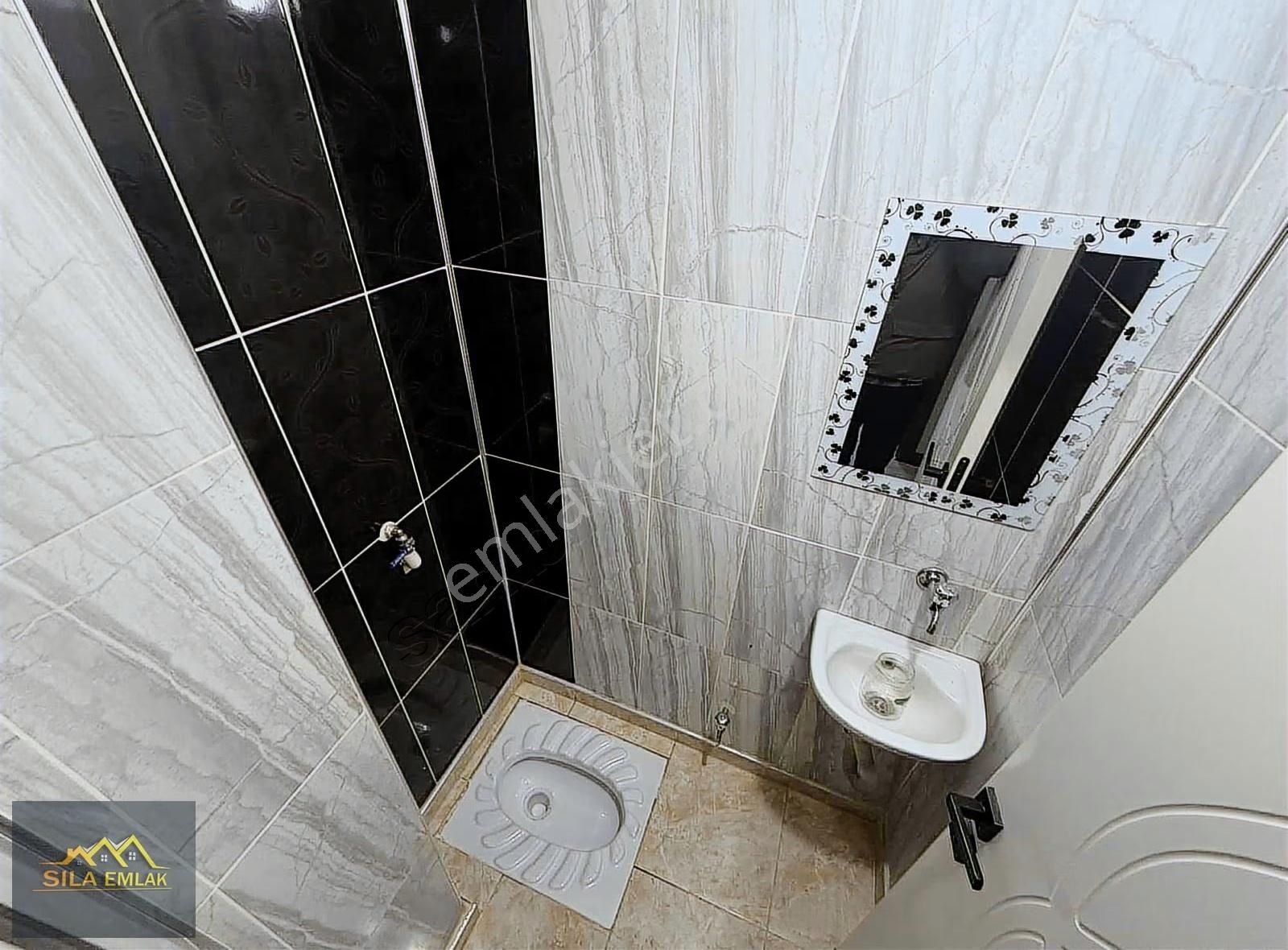 Atatürk Mh Merkezi Konum 3+1 Kilerli Full Yapılı Geniş Bahçe Kat - Görsel 32