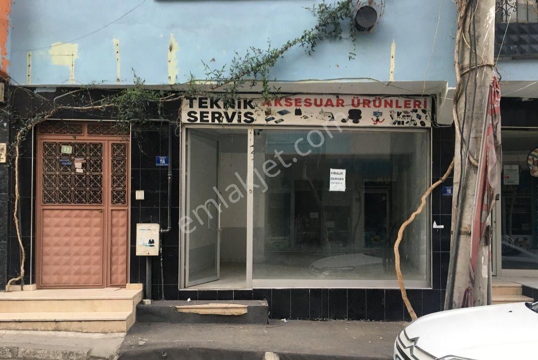 Hacivat/esenevler Metro İstasyonun Yakınında Sahibinden Kiralık Dükkan - Görsel 2