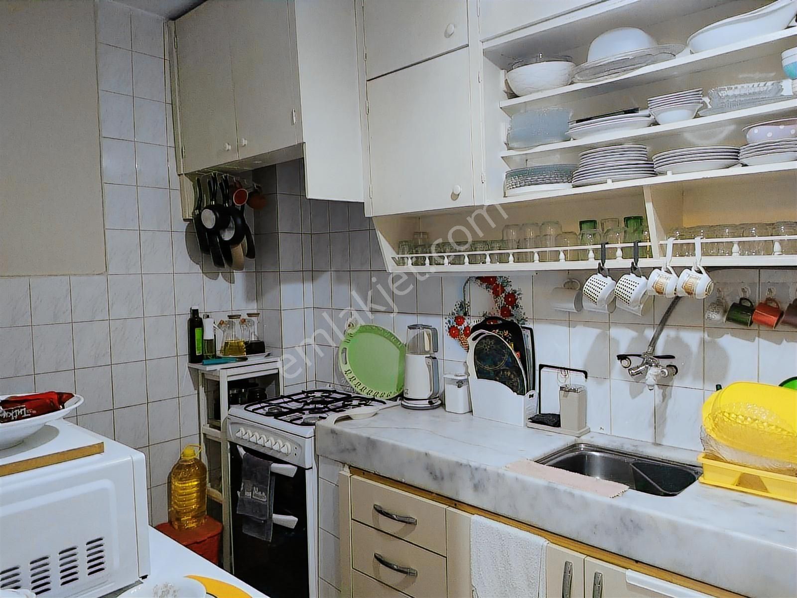 Buca Ufuk'ta Yıkıkkemer Meydanı'na Yakın 2+1 Daire - Görsel 2