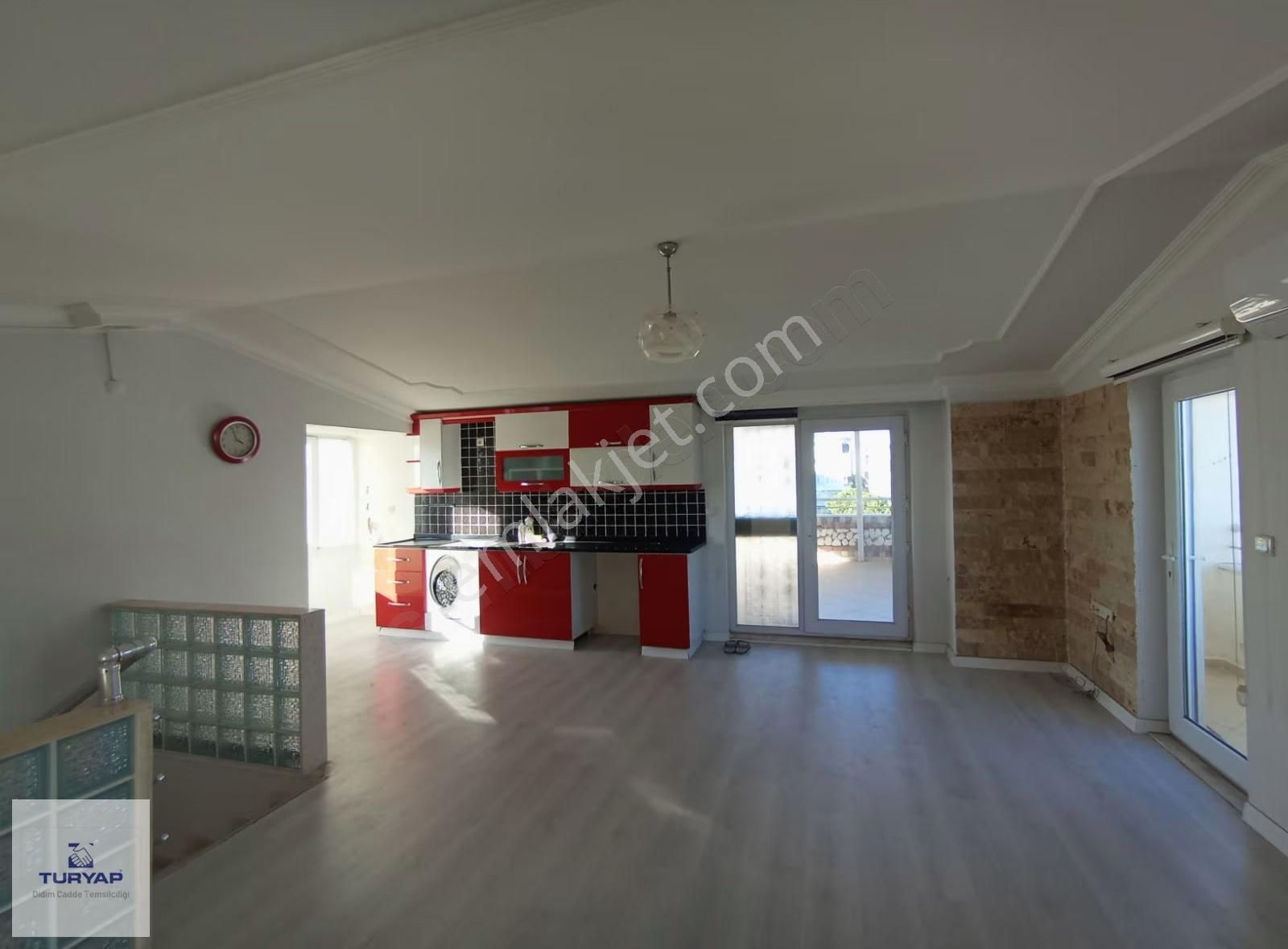 Didim Cumhuriyet Mahallesi'nde 4 Oda 1 Salon, Teraslı Dubleks - Görsel 11