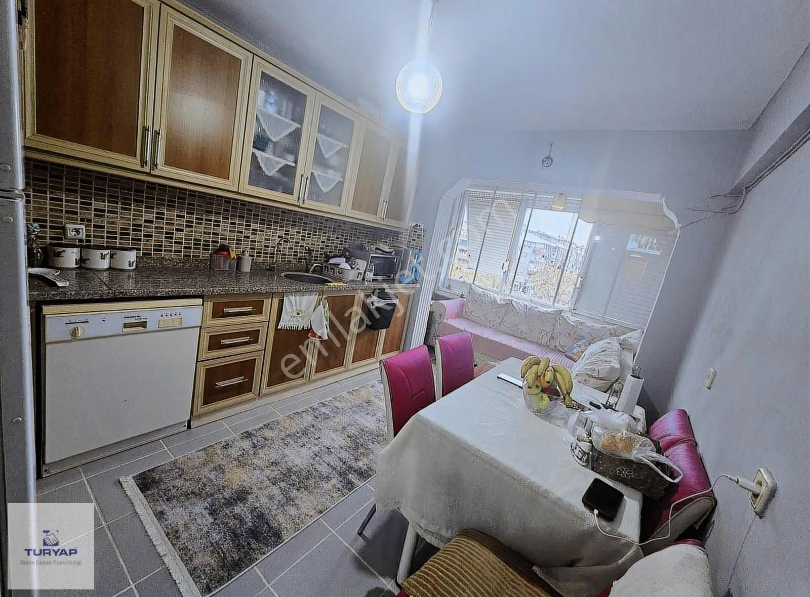 Didimde Fırsat! Merkezde 2+1 Ayrı Mutfaklı Daire - Görsel 8