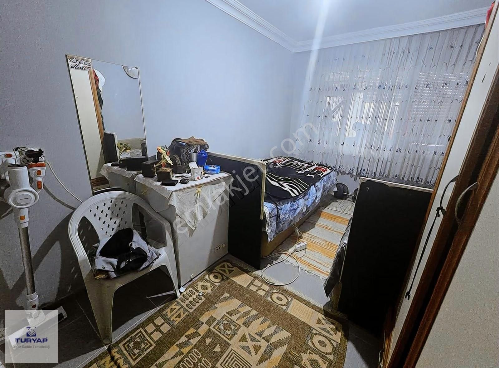 Didimde Fırsat! Merkezde 2+1 Ayrı Mutfaklı Daire - Görsel 14