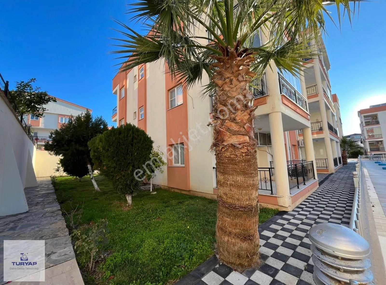 Didimde Havuzlu Sitede 2+1 Daire - Görsel 13