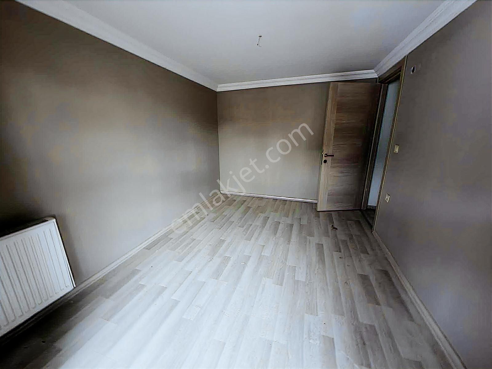 Namlı'dan Ata Sanayi İzban Yakını Dublex Teraslı Doğalgazlı 3+1 - Görsel 10