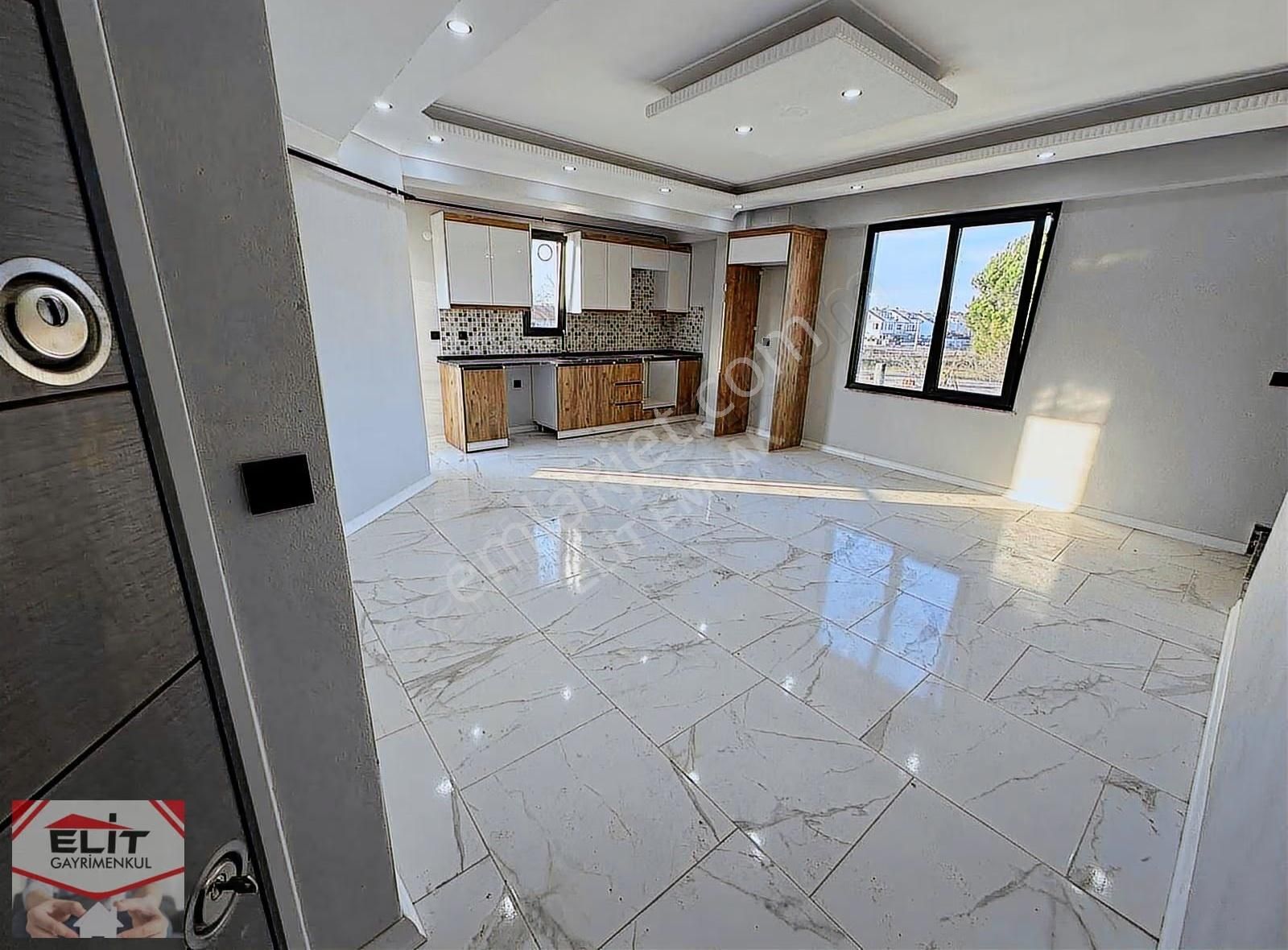 Sakarya Kocaali'de Satılık Deniz Manzaralı Bahçeli Dublex Daire - Görsel 19