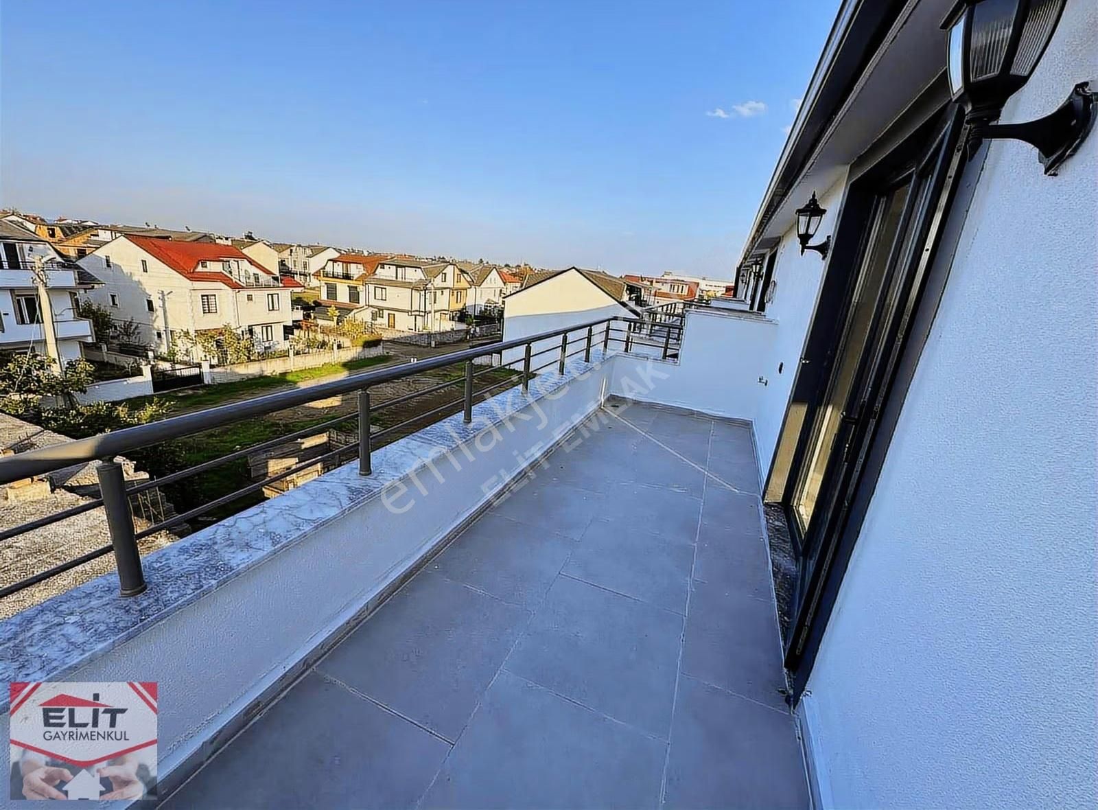 Sakarya Kocaali'de Satılık Deniz Manzaralı Bahçeli Dublex Daire - Görsel 23