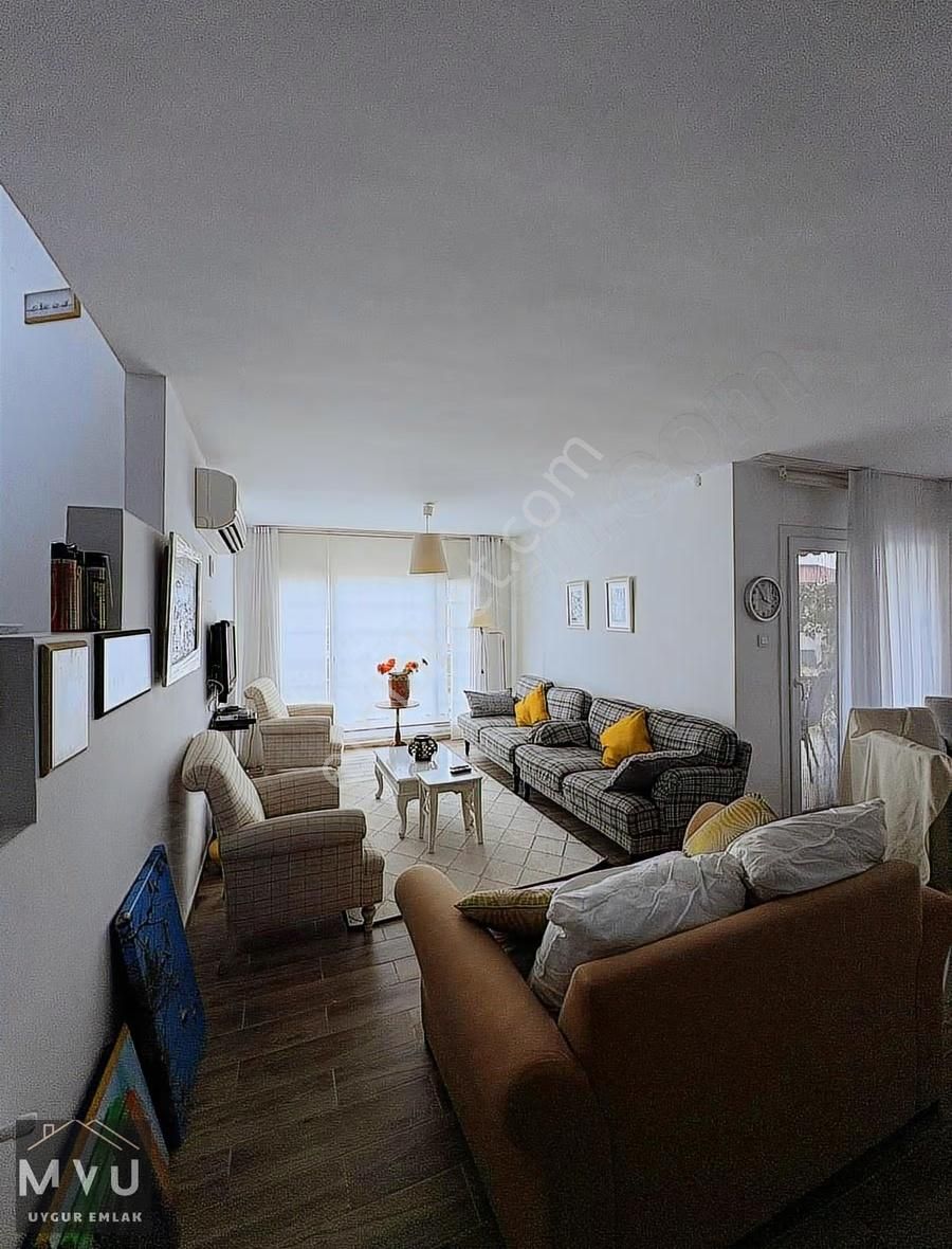 Havuzlu Sitede Deniz Manzaralı Villa - Görsel 7