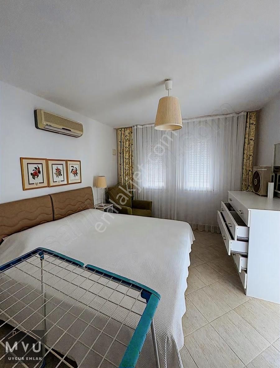 Havuzlu Sitede Deniz Manzaralı Villa - Görsel 6