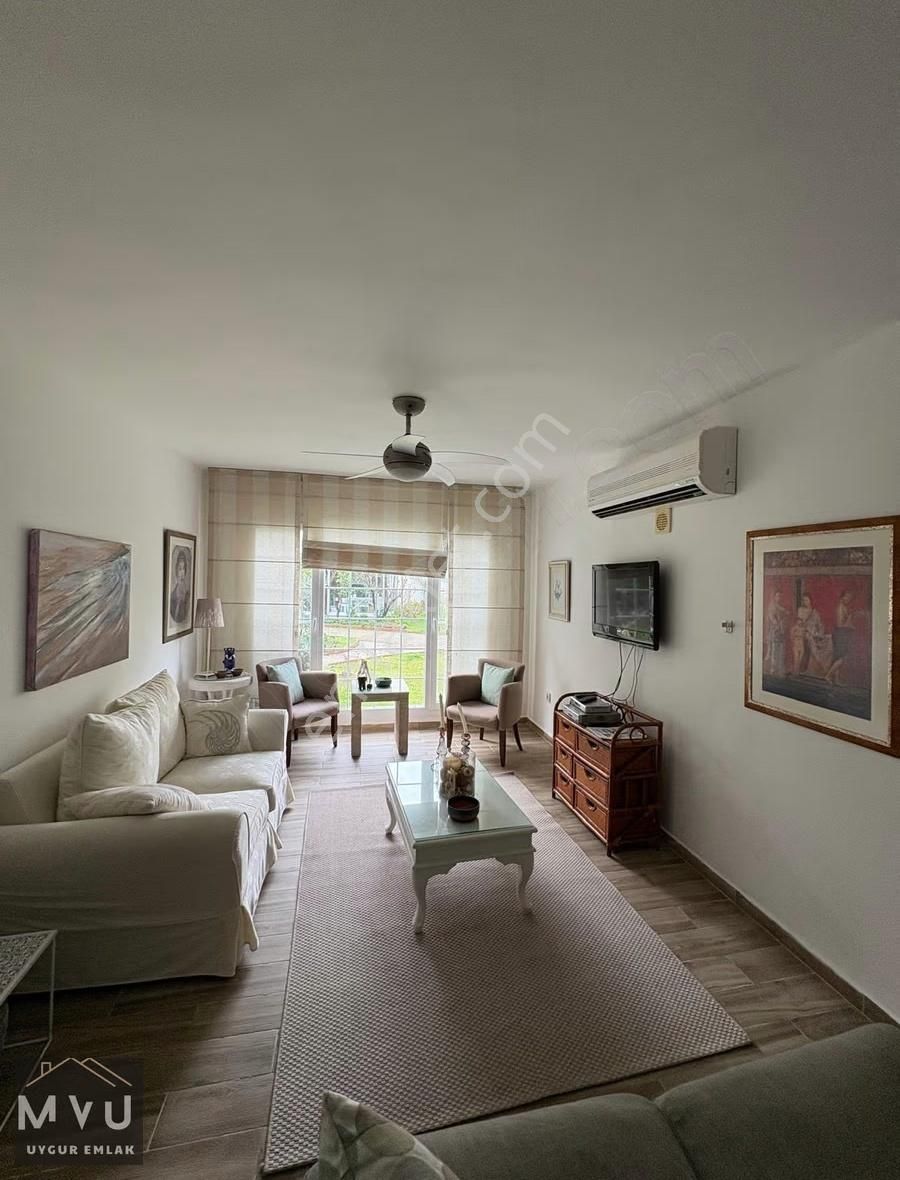 Muhteşem Konumda Deniz Manzaralı Villa - Görsel 14