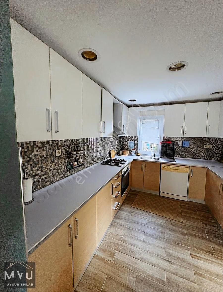 Muhteşem Konumda Deniz Manzaralı Villa - Görsel 19