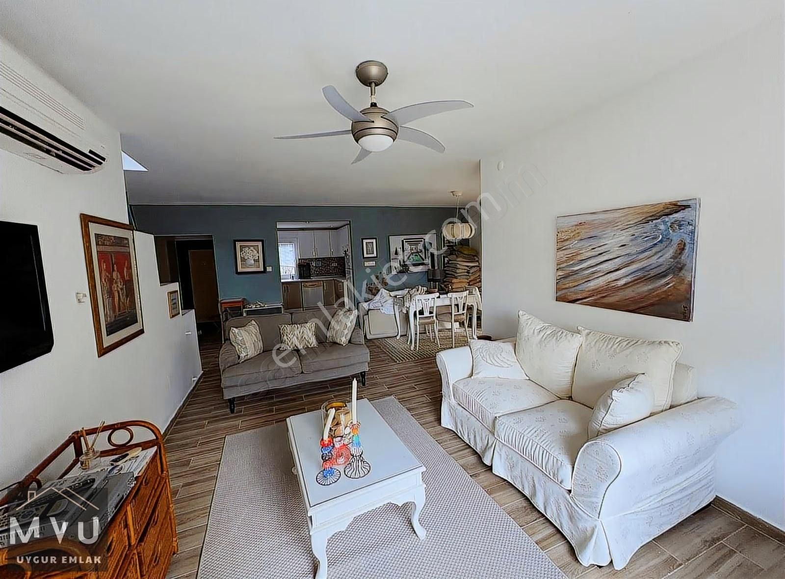 Muhteşem Konumda Deniz Manzaralı Villa - Görsel 3