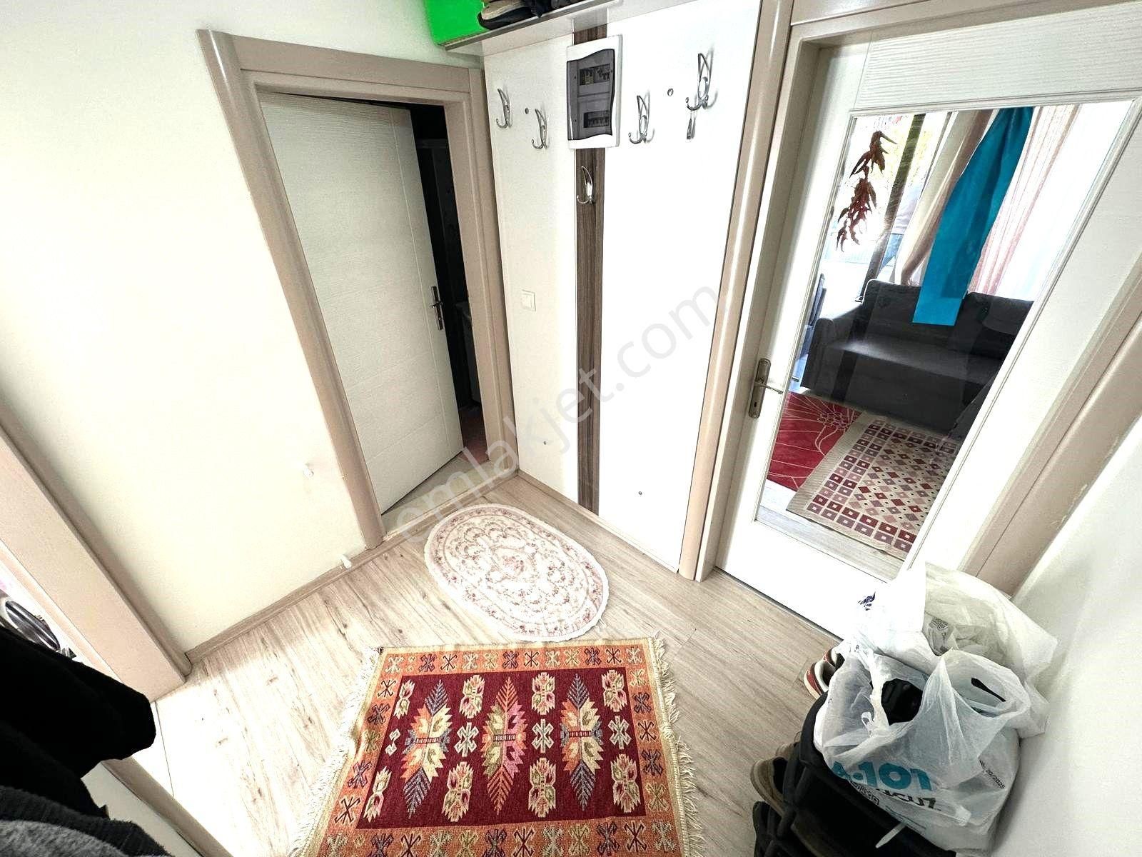 𝄞melodi'den İkizçay'da Cadde Üzeri Ön Cephe Çift Balkonlu Denize Yakın Konumda 1+1 Daire - Görsel 5