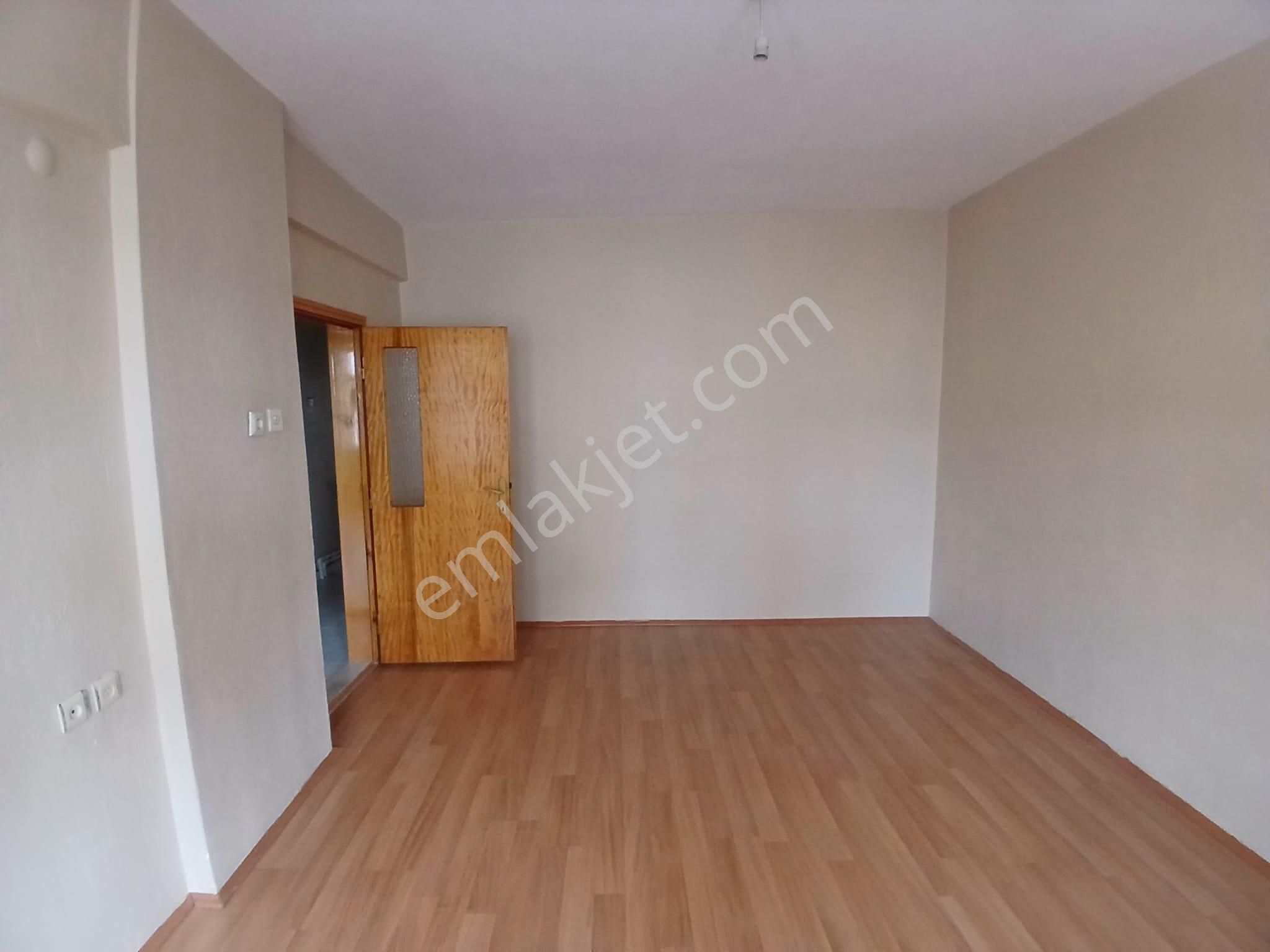Akçay Emlak'tan Akşehir Stadyum Civarında Asansörlü Bakımlı Kiralık 3+1 Daire - Görsel 29