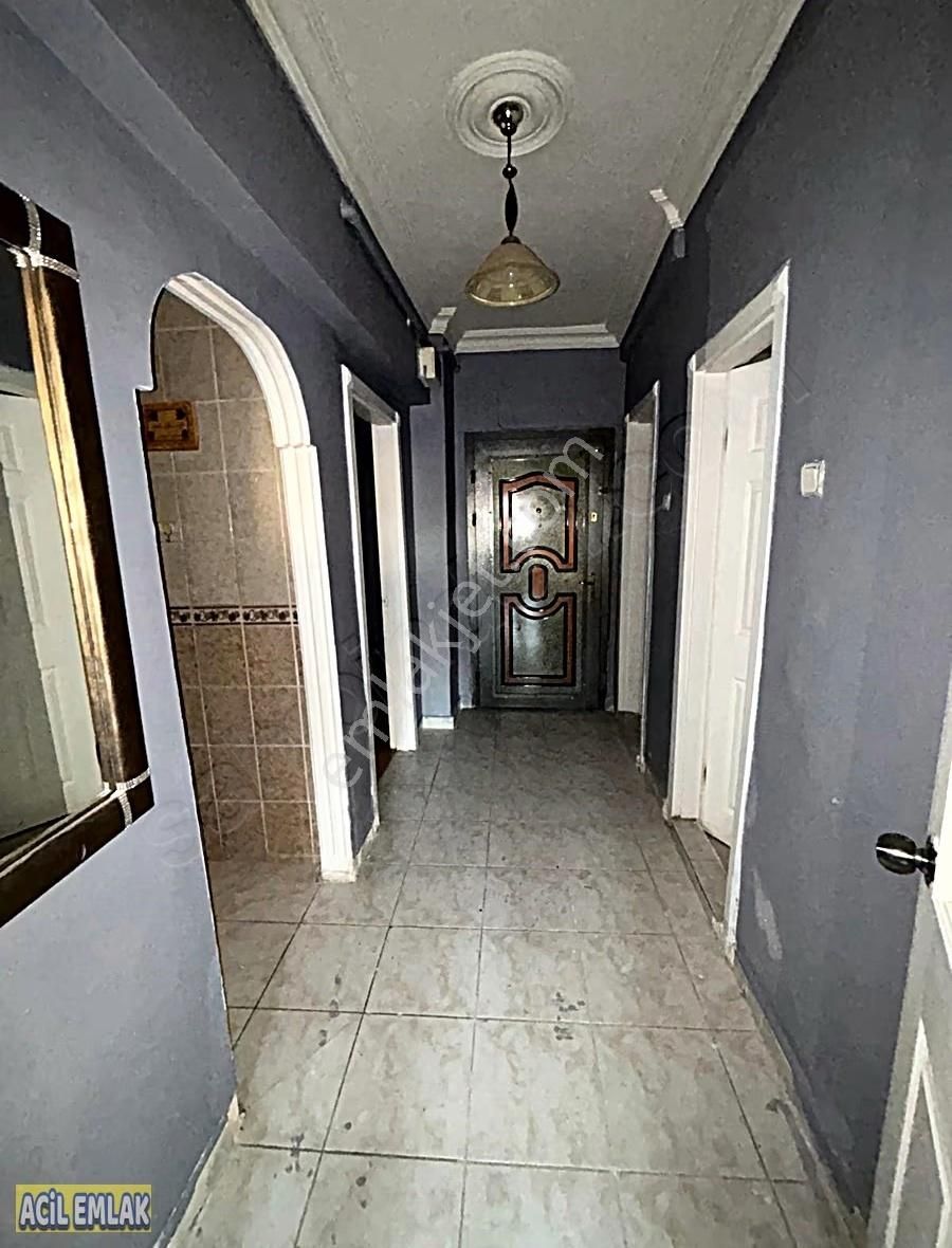 Acil Emlaktan İncirli Merkezde Cepheler Açık Balkonlu Daire - Görsel 10