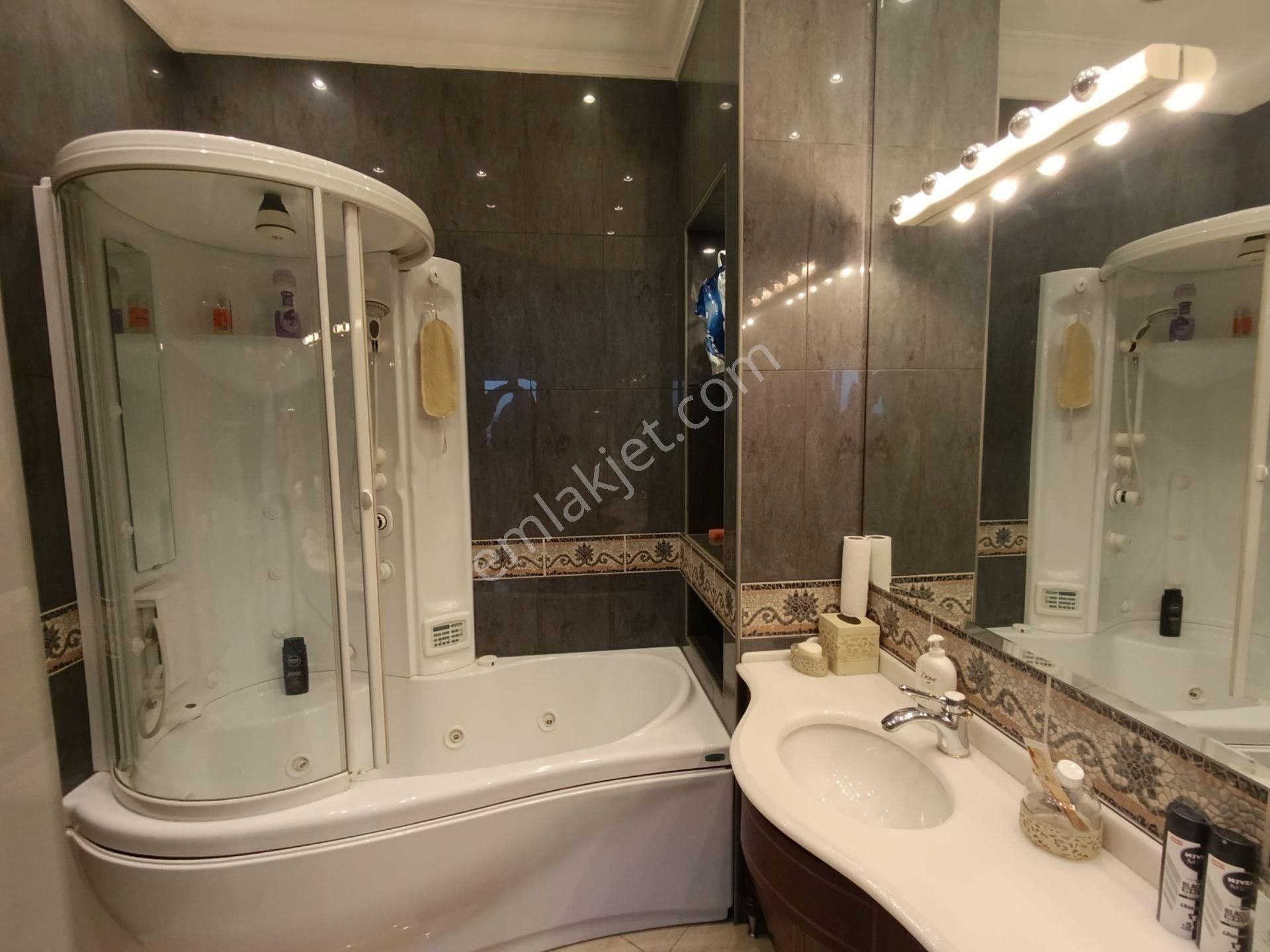 Şişli Harbiye Ritz-carlton'da Eşsiz Boğaz Manzaralı 110 M² Lüks 1+1 Residence - Görsel 14
