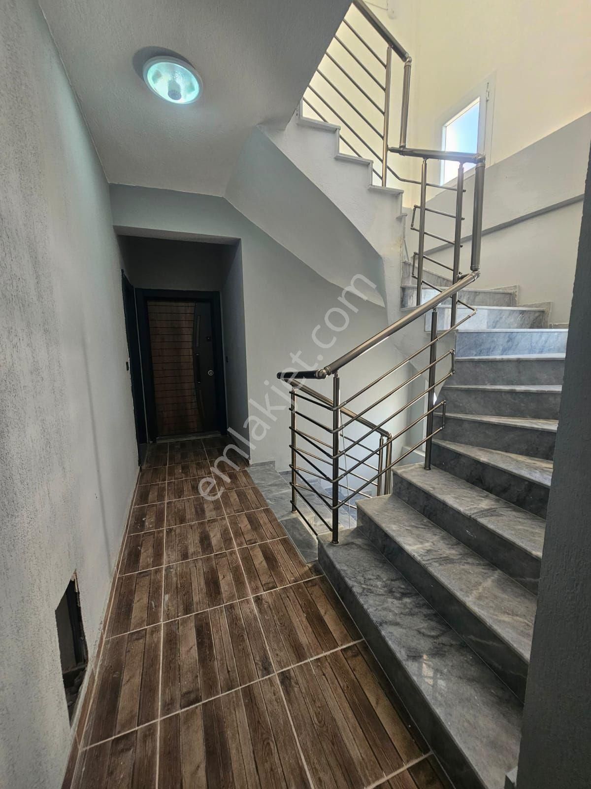 Davutlarda Havuzlu Site De 2+1 Daire - Görsel 19