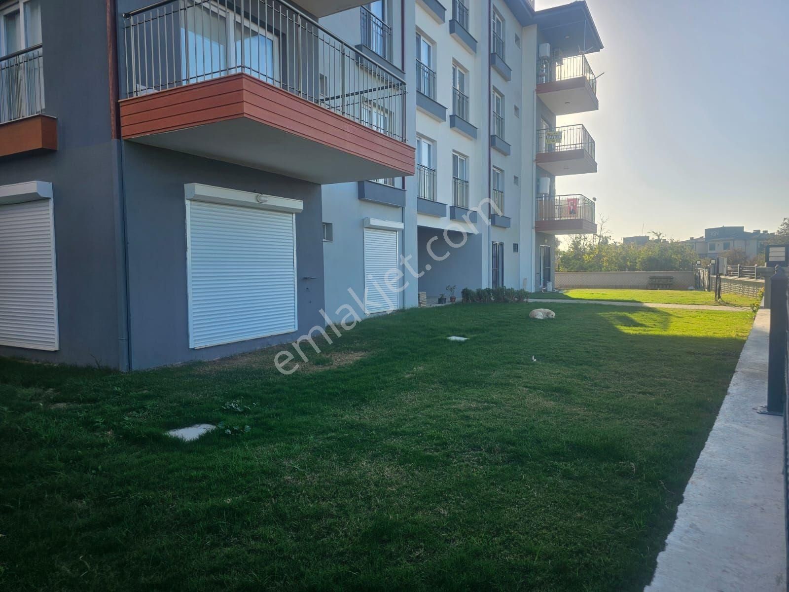 Davutlarda Havuzlu Site De 2+1 Daire - Görsel 21